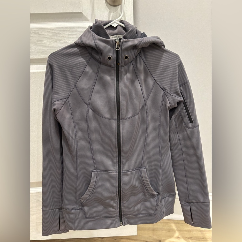 Athleta women’s zipup hoodie in size medium